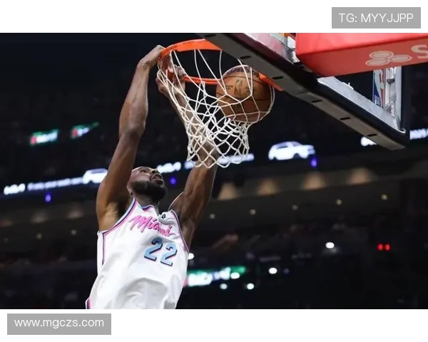 维金斯表现平平10投5中仅得13分盖帽展现潜力但仍需提升状态